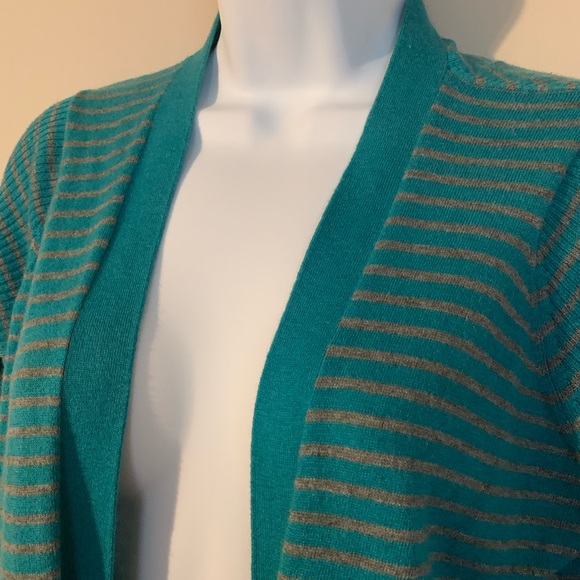 Forever 21 cardigan sweater - hi lo hem drop - Picture 2 of 10